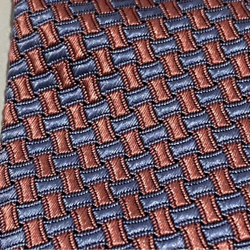 Brooks Brothers 100% Silk Bow Tie Pink Blue Woven Basketweave Adjustable Classic - Picture 2 of 4